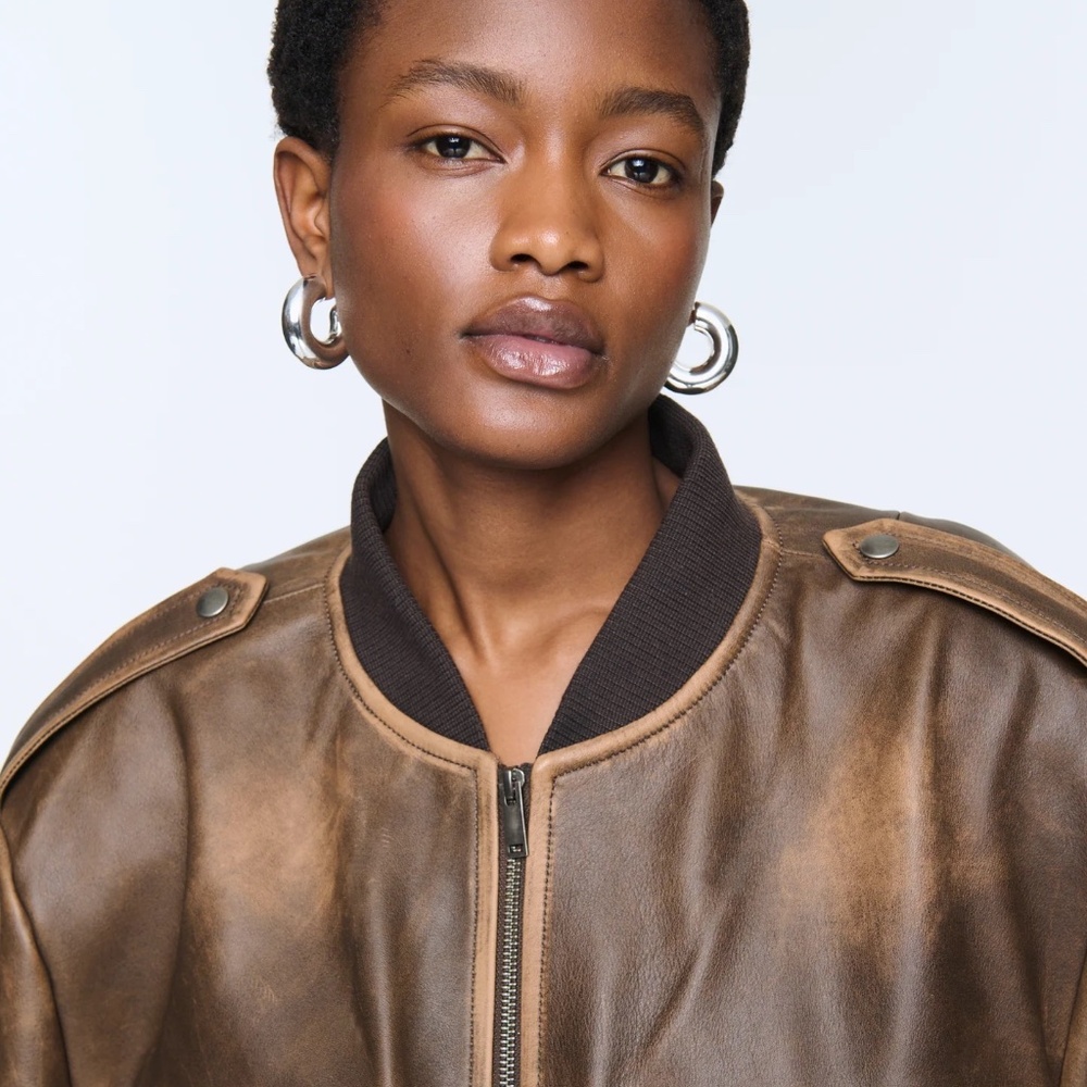 Ducie Leather Bomber - Picture 5 of 5